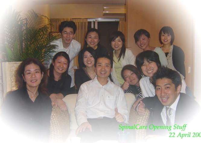 スタッフの集合写真